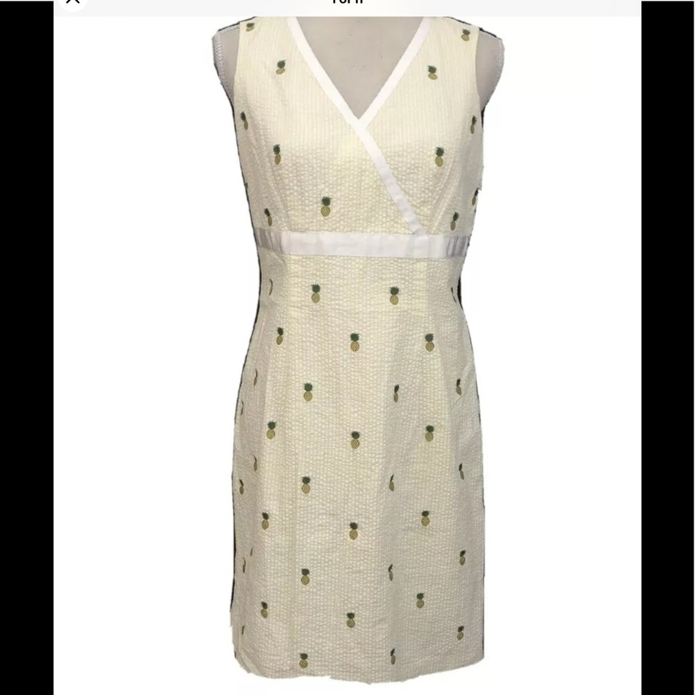 Brooks Brothers Cream Sleeveless Pineapple-Print Shift Dress